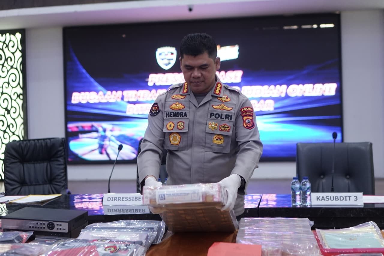 barang bukti uang tunai diamankan